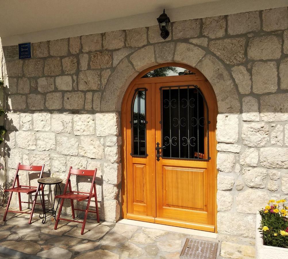 Apartment Iris Drasnice Dış mekan fotoğraf